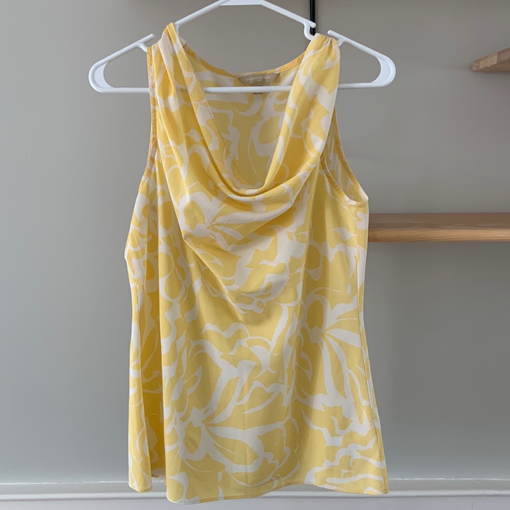Banana Republic Blouse - Size Medium